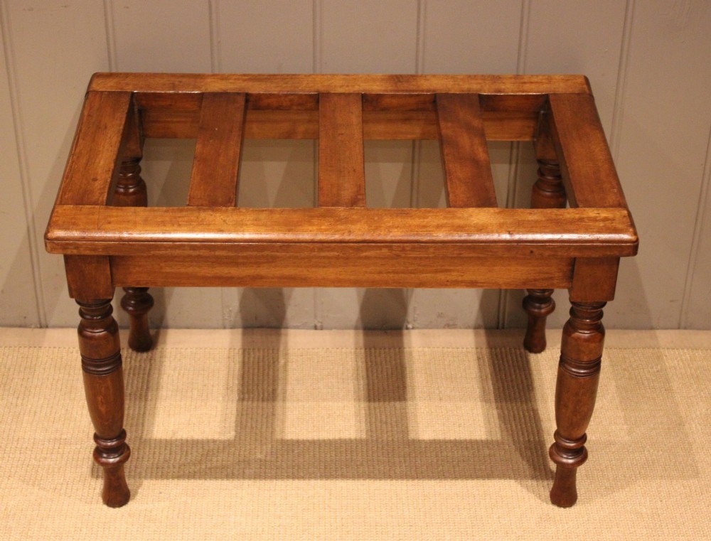 Edwardian Beech Luggage Stand