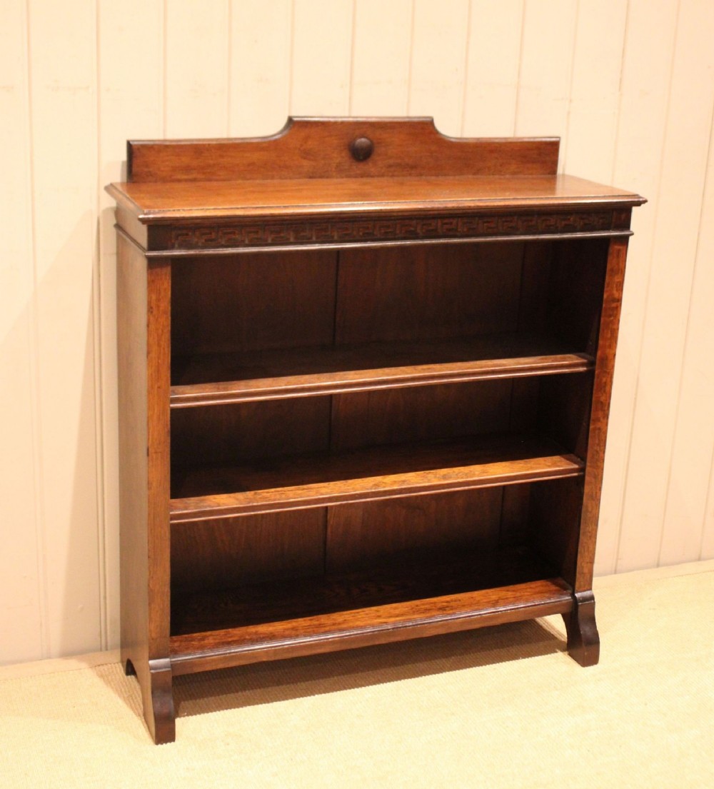 Oak Shaped Top Open Bookcase