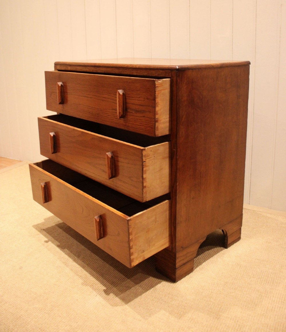 Oak Chest Of Drawers View V