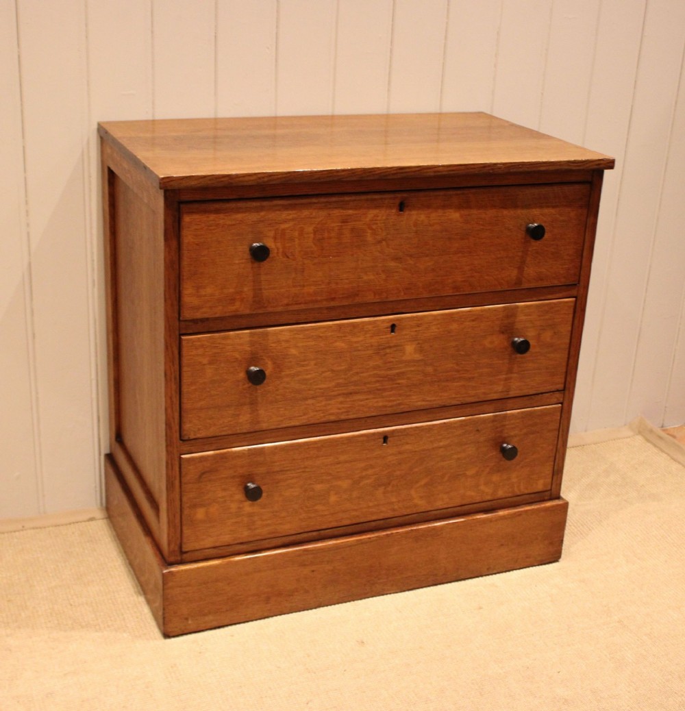 Edwardian Oak Chest of Drawers