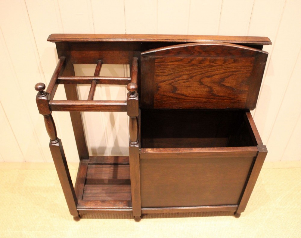Oak Hall Bench View V