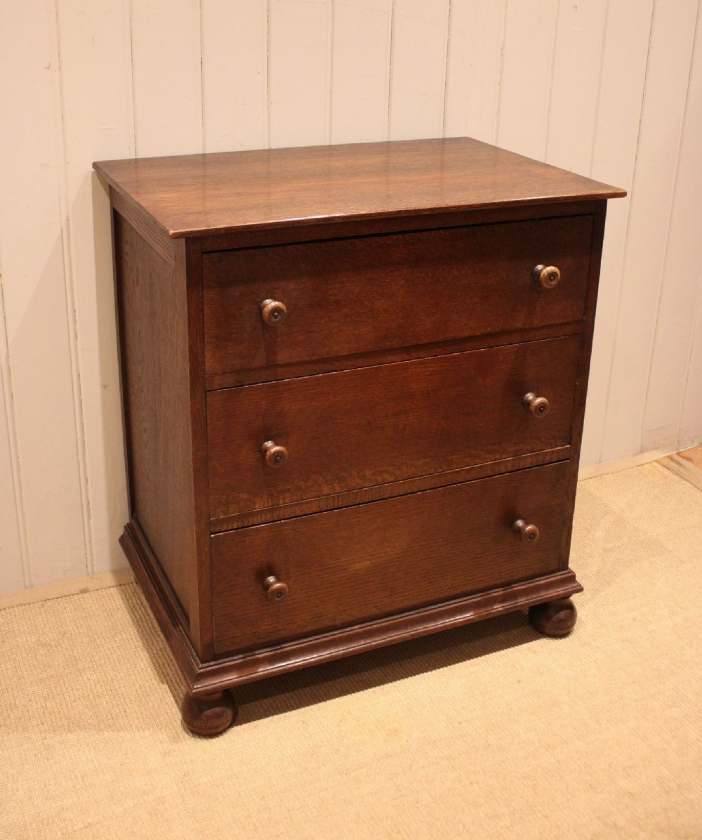 Small Oak Chest Of Drawers View IX