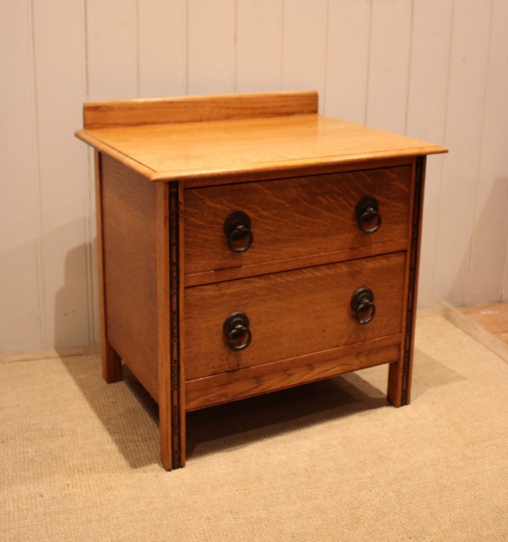Small Golden Oak Chest Of Drawers View VIII