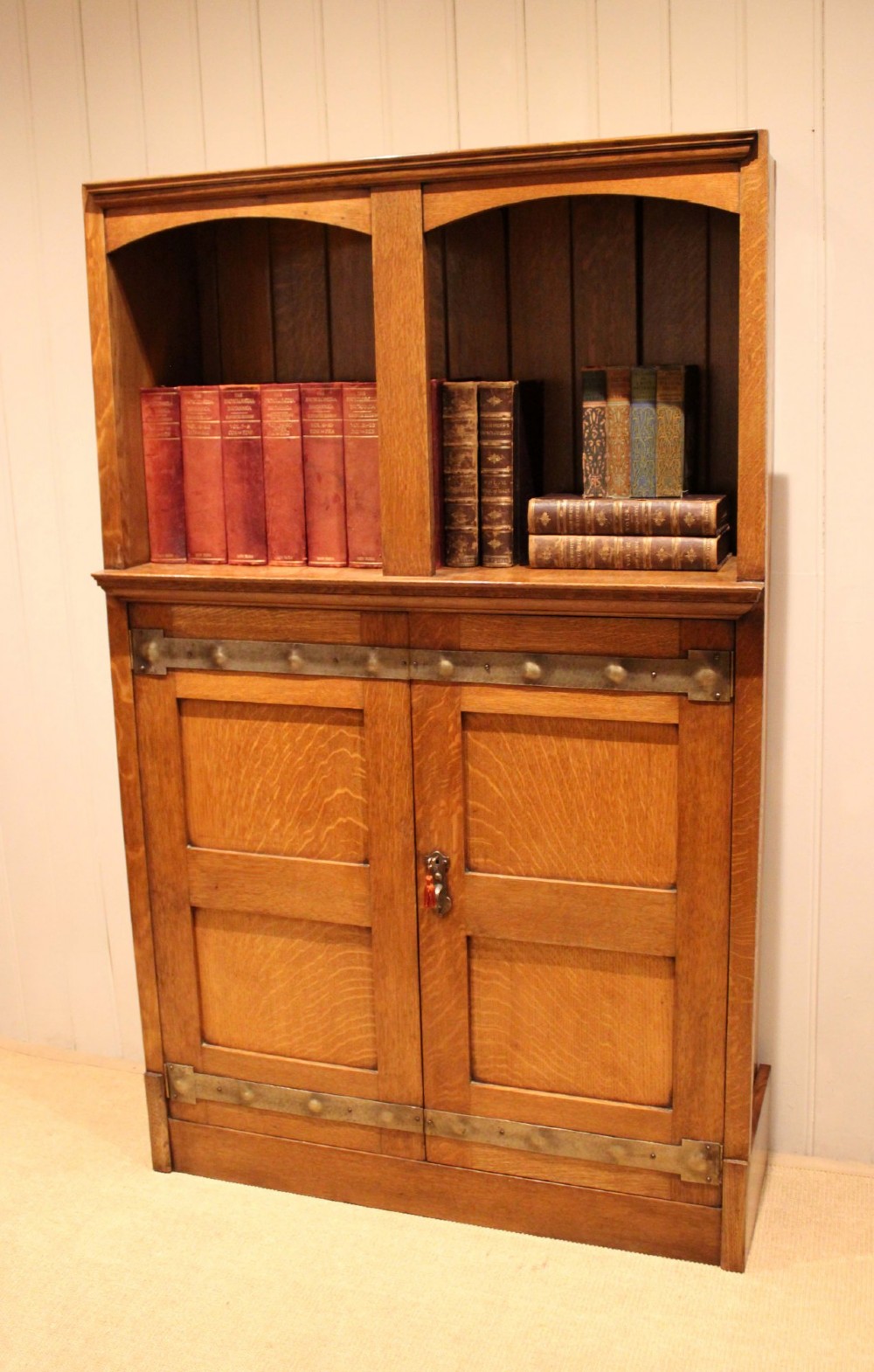Substantial Golden Oak Arts & Crafts Cabinet View VII