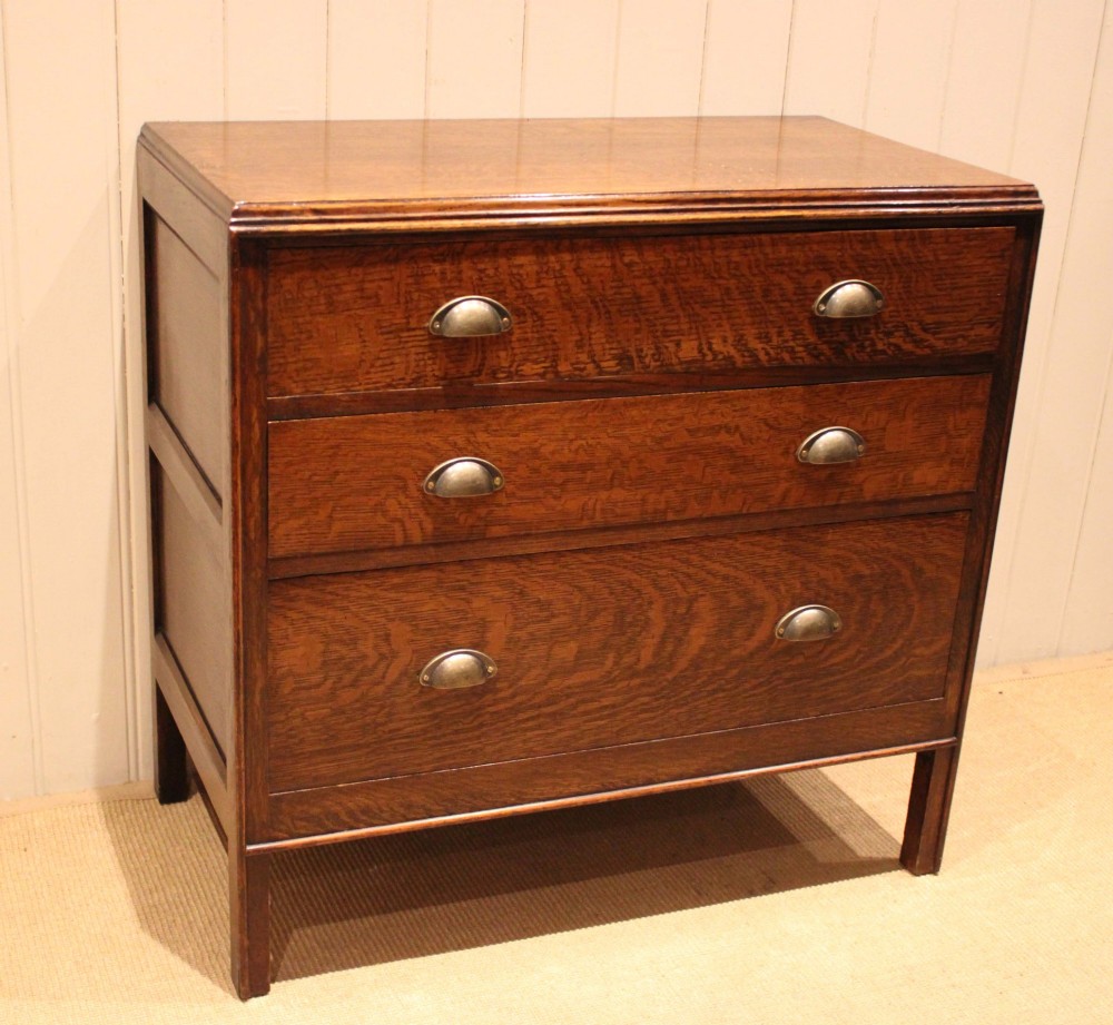 Oak Chest Of Drawers View II