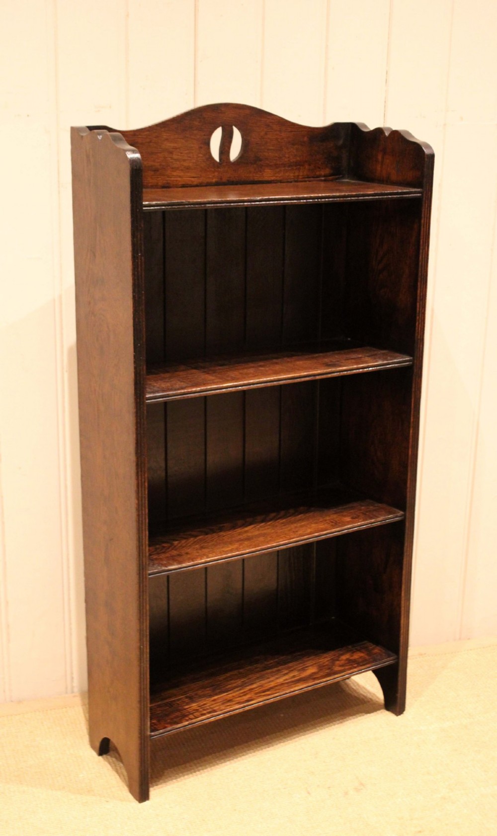 Oak Open Bookcase View VII