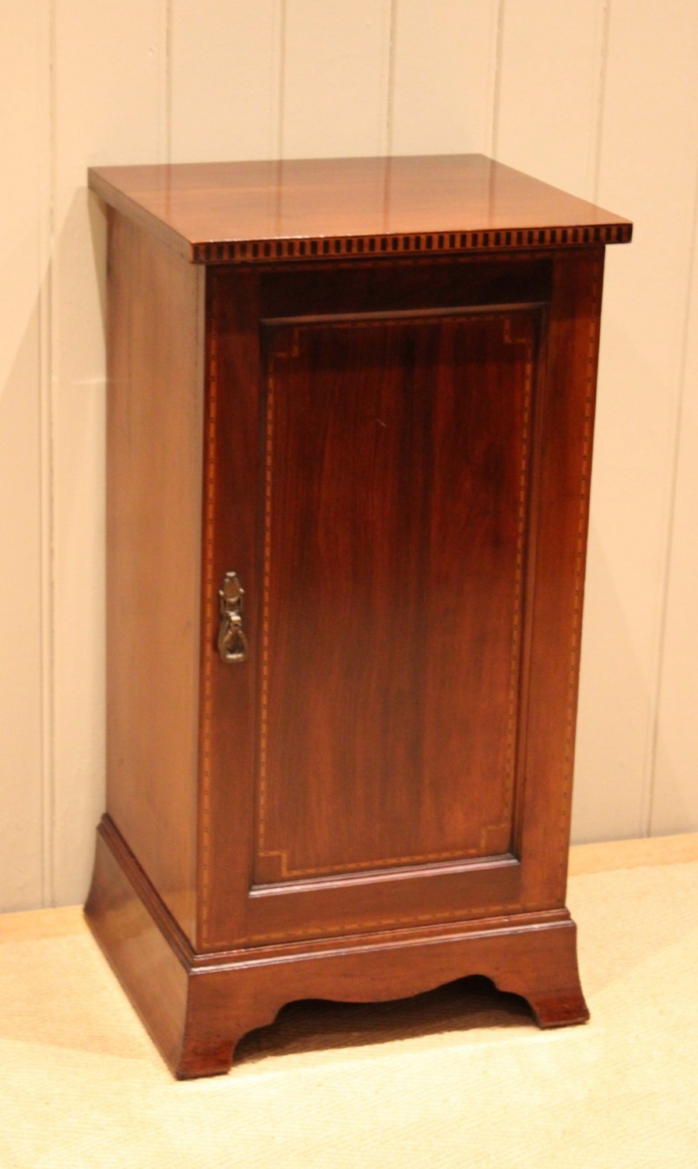 Edwardian Mahogany Bedside Cabinet View III
