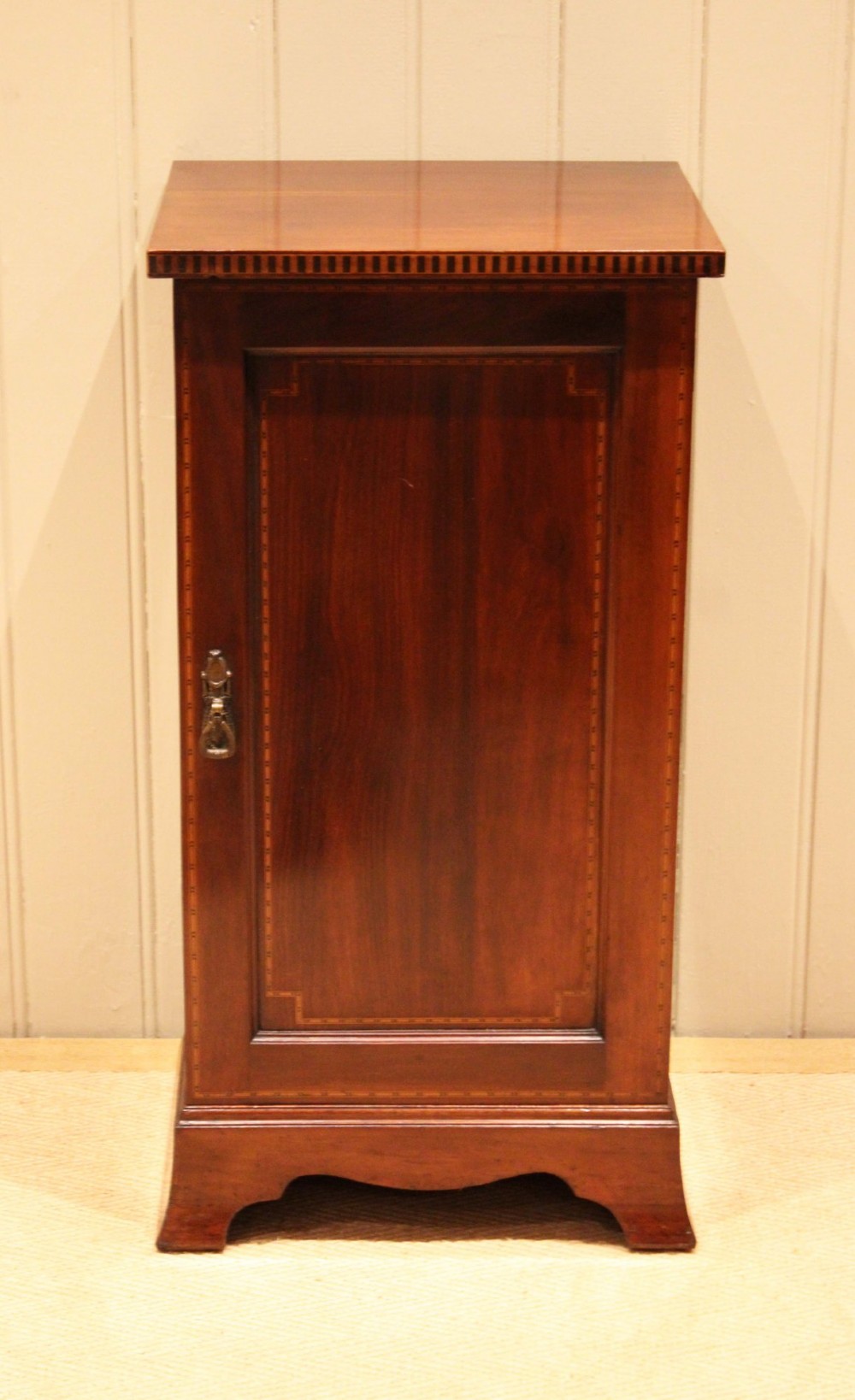 Edwardian Mahogany Bedside Cabinet View V
