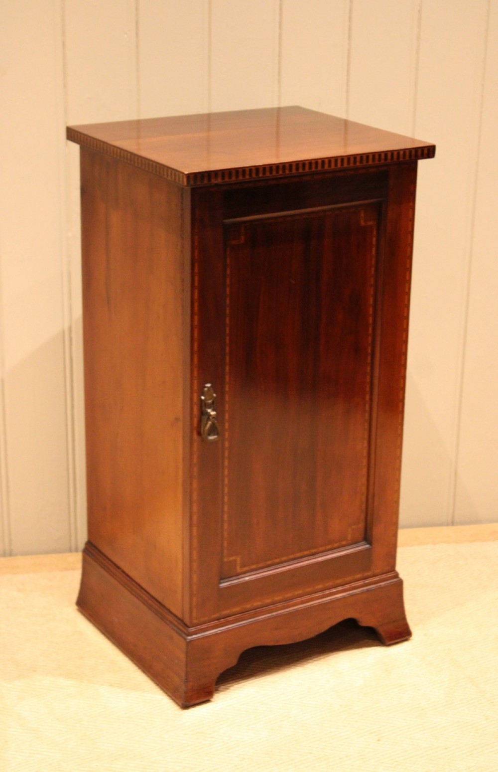 Edwardian Mahogany Bedside Cabinet View VII