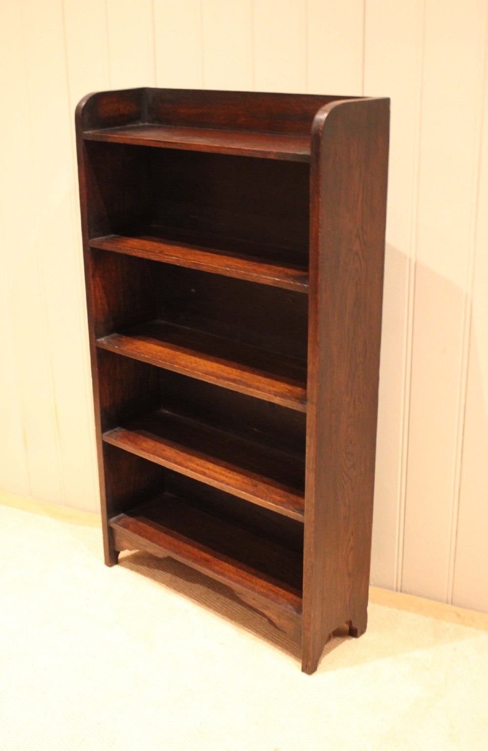 Oak Open Curved Top Bookcase View IV