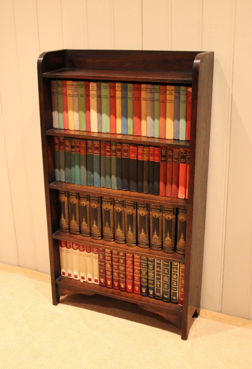 Oak Open Curved Top Bookcase View IX