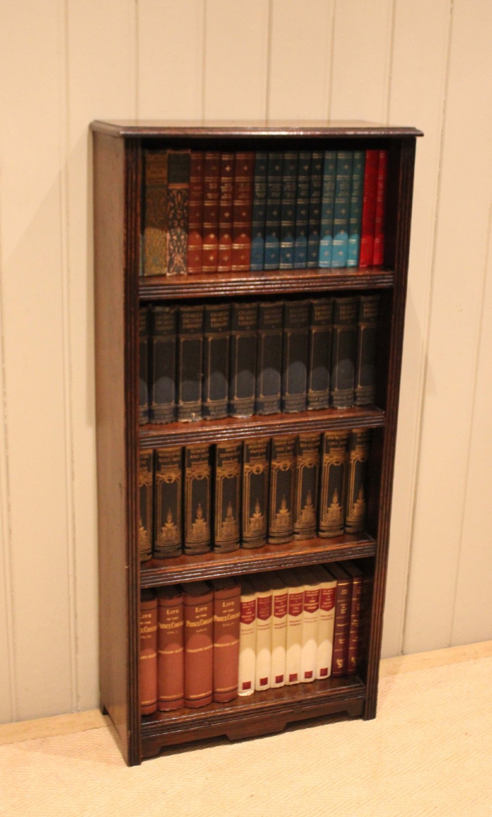 Oak Open Bookcase View VII