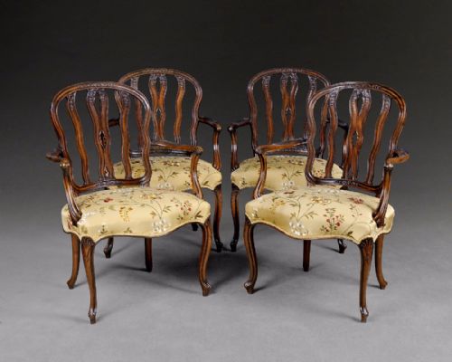 Set of 4 Hepplewhite Period Mahogany Salon Armchairs