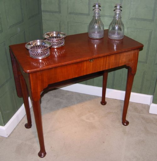 GEORGE II PERIOD MAHOGANY SINGLE DROP LEAF SIDE TABLE - ADDITIONAL PHOTO 1