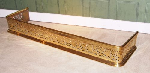 Mid 19th. Century Leaf Pattern Pierced Brass Fender