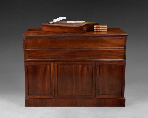 fig 2. George III Period Mahogany Library Desk by Gillows of Lancaster