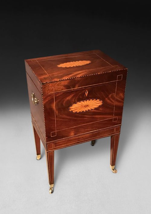 George III Mahogany and Inlaid Cellarette