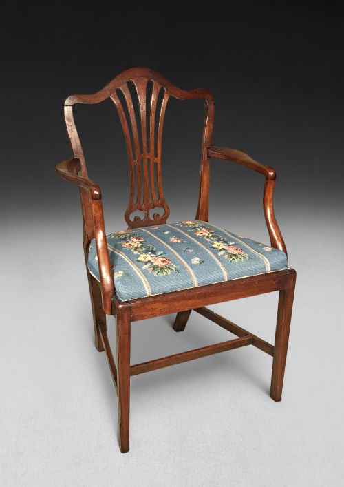 Hepplewhite Period Mahogany Elbow Chair