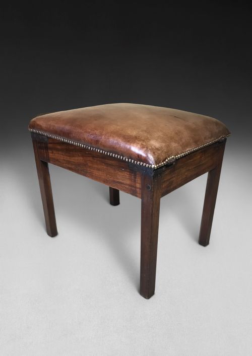 fig 1. Chippendale Mahogany Metamorphic Library Steps
