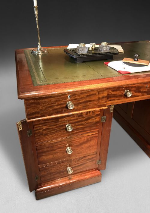 fig 2. Early 19th. Century Mahogany Partners' Pedestal Desk