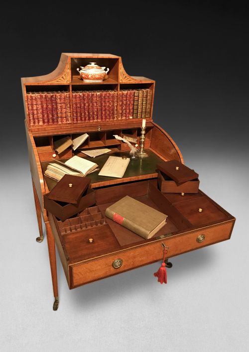 GEORGE III SATINWOOD BONHEUR DU JOUR - ADDITIONAL PHOTO 2