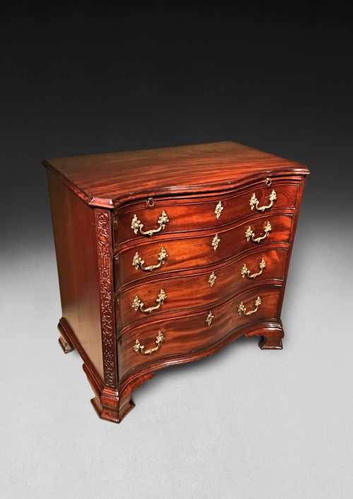 Chippendale Period Mahogany Serpentine Chest of Drawers