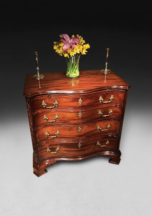 fig 1. Chippendale period Mahogany Serpentine Chest of Drawers