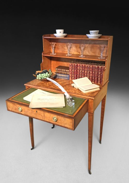 GEORGE III SATINWOOD BONHEUR DU JOUR - ADDITIONAL PHOTO 1