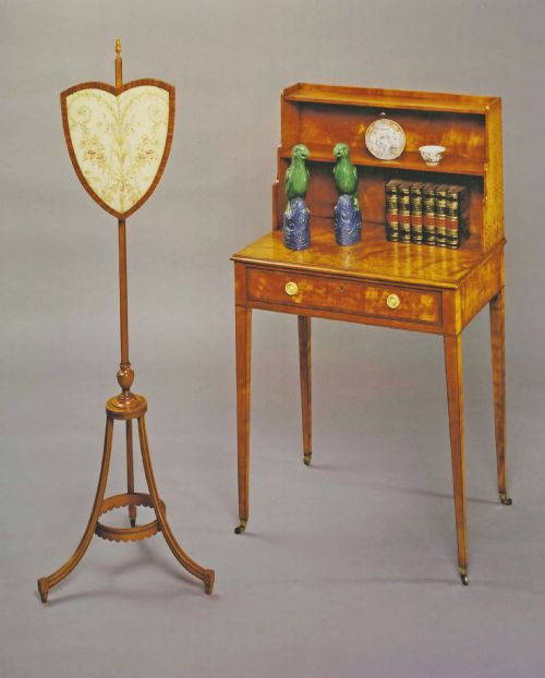 GEORGE III SATINWOOD BONHEUR DU JOUR - ADDITIONAL PHOTO 4