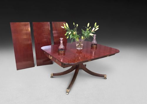 fig 1. Regency Mahogany Pocock Extending Dining Table