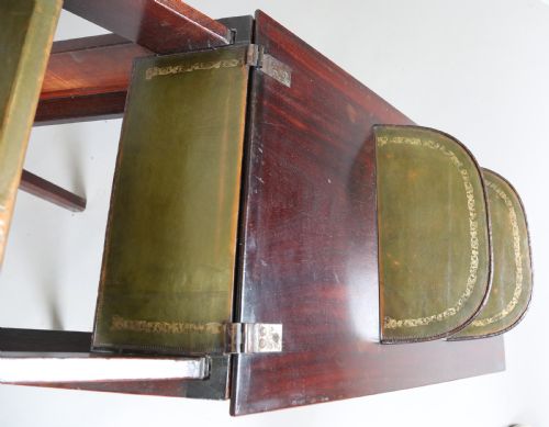 fig 3. George III mahogany metamorphic library steps/table