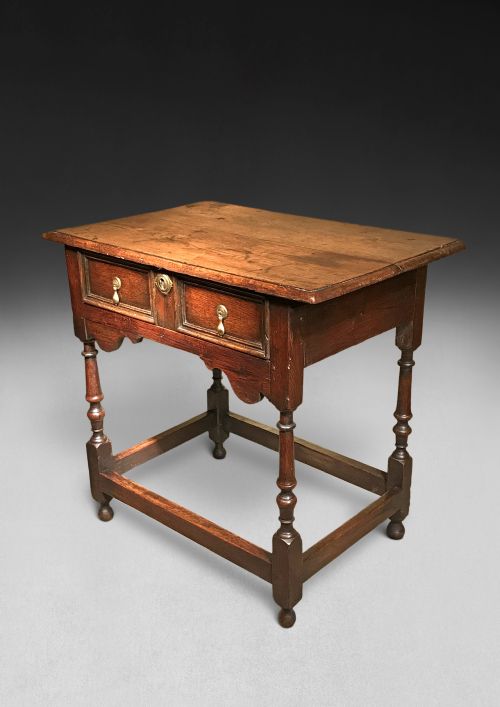 Queen Anne Oak Single Drawer Side Table