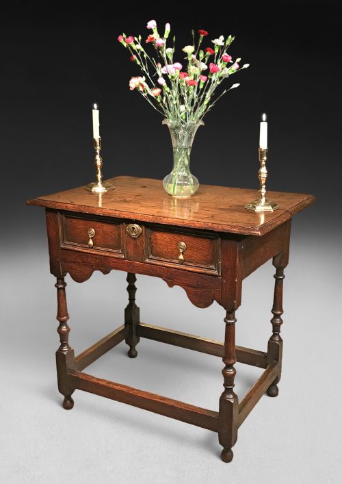 fig 1. Queen Anne Oak Single Drawer Side Table