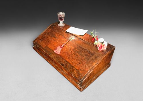 WILLIAM AND MARY OAK TABLE TOP BUREAU - ADDITIONAL PHOTO 1
