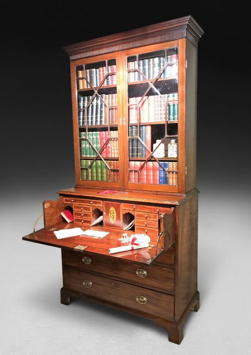 GEORGE III MAHOGANY SECRETAIRE BOOKCASE - ADDITIONAL PHOTO 1