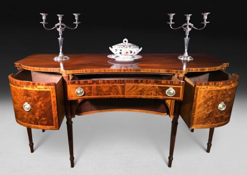 fig 3. Gillows Regency Mahogany Inlaid Sidetable