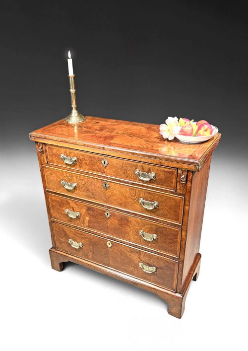 George I Period Walnut Bachelors Chest of Drawers