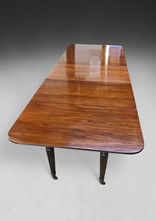 fig 6. Gillows Patent Mahogany Extending Dining Table