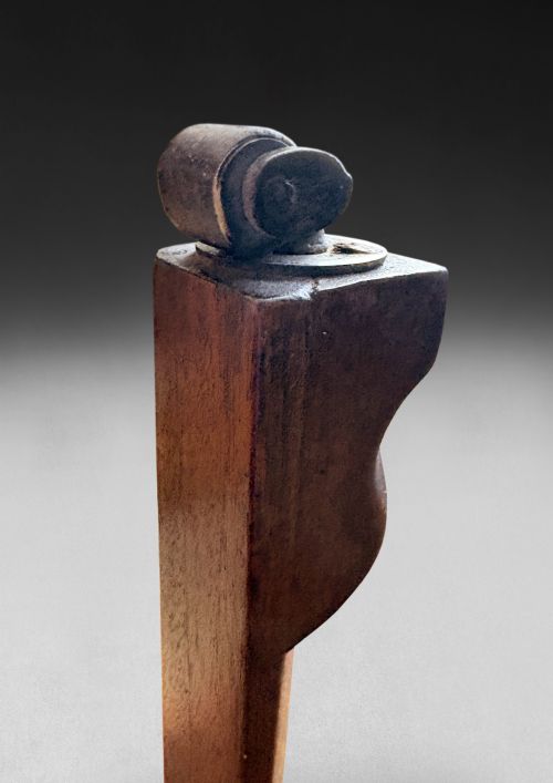 MID 18TH CENTURY RECTANGULAR CENTRE WRITING TABLE - ADDITIONAL PHOTO 1