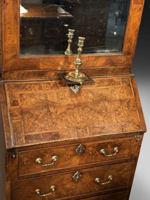 QUEEN ANNE PERIOD BURR WALNUT SMALL BUREAU BOOKCASE - ADDITIONAL PHOTO 1