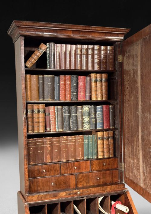 QUEEN ANNE PERIOD BURR WALNUT SMALL BUREAU BOOKCASE - ADDITIONAL PHOTO 2