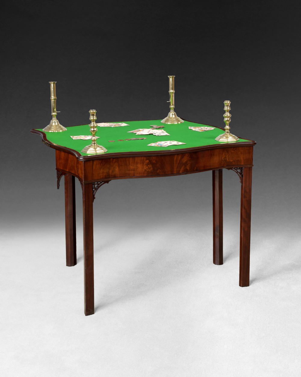 Chippendale period Serpentine shaped Mahogany Fold over top Card Table