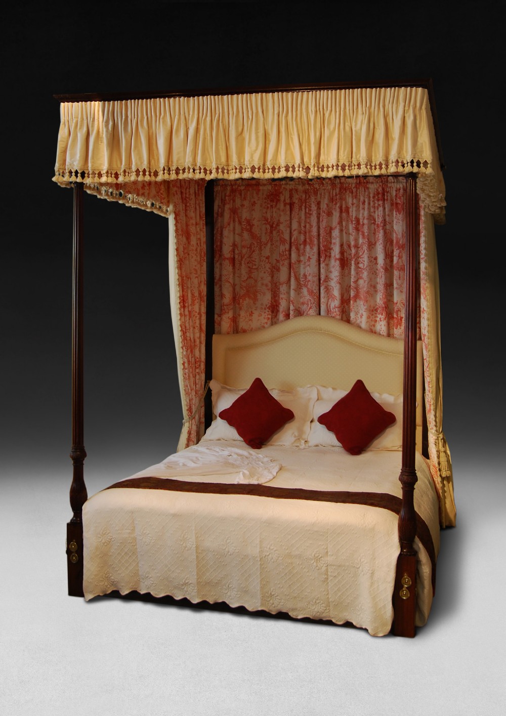 Chippendale period Mahogany four poster bed