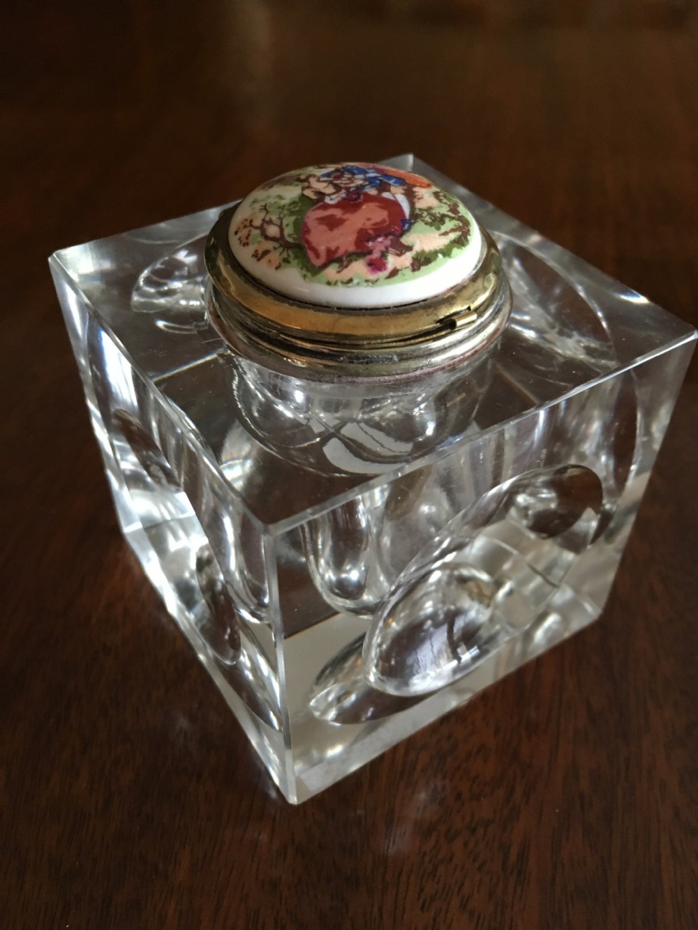 Large enamel topped Glass inkwell with concave sides and base