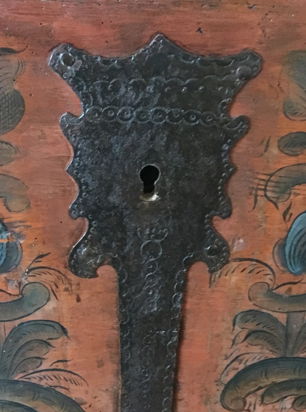 Early 19th.C Scandinavian Decorated Wedding or Dowry Coffer View III