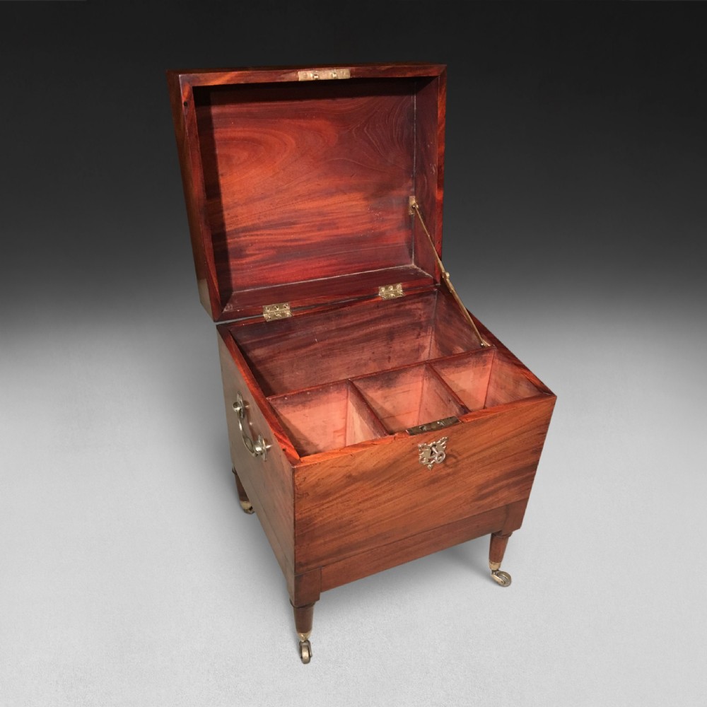 Early 19th century mahogany rectangular Campaign Cellarette View II