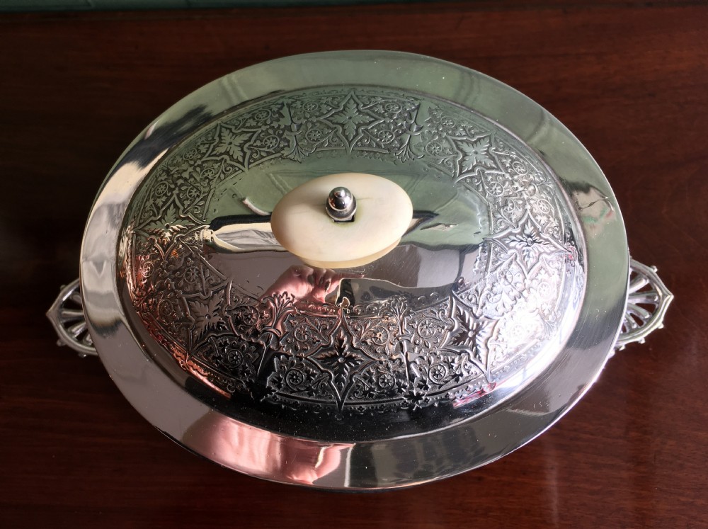 Victorian Silver Plated Oval Biscuit Barrel on stand by Walker & Hall. View V