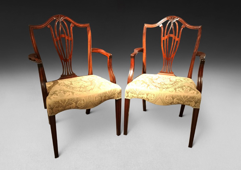 Set of 8 Hepplewhite Mahogany Chairs View V