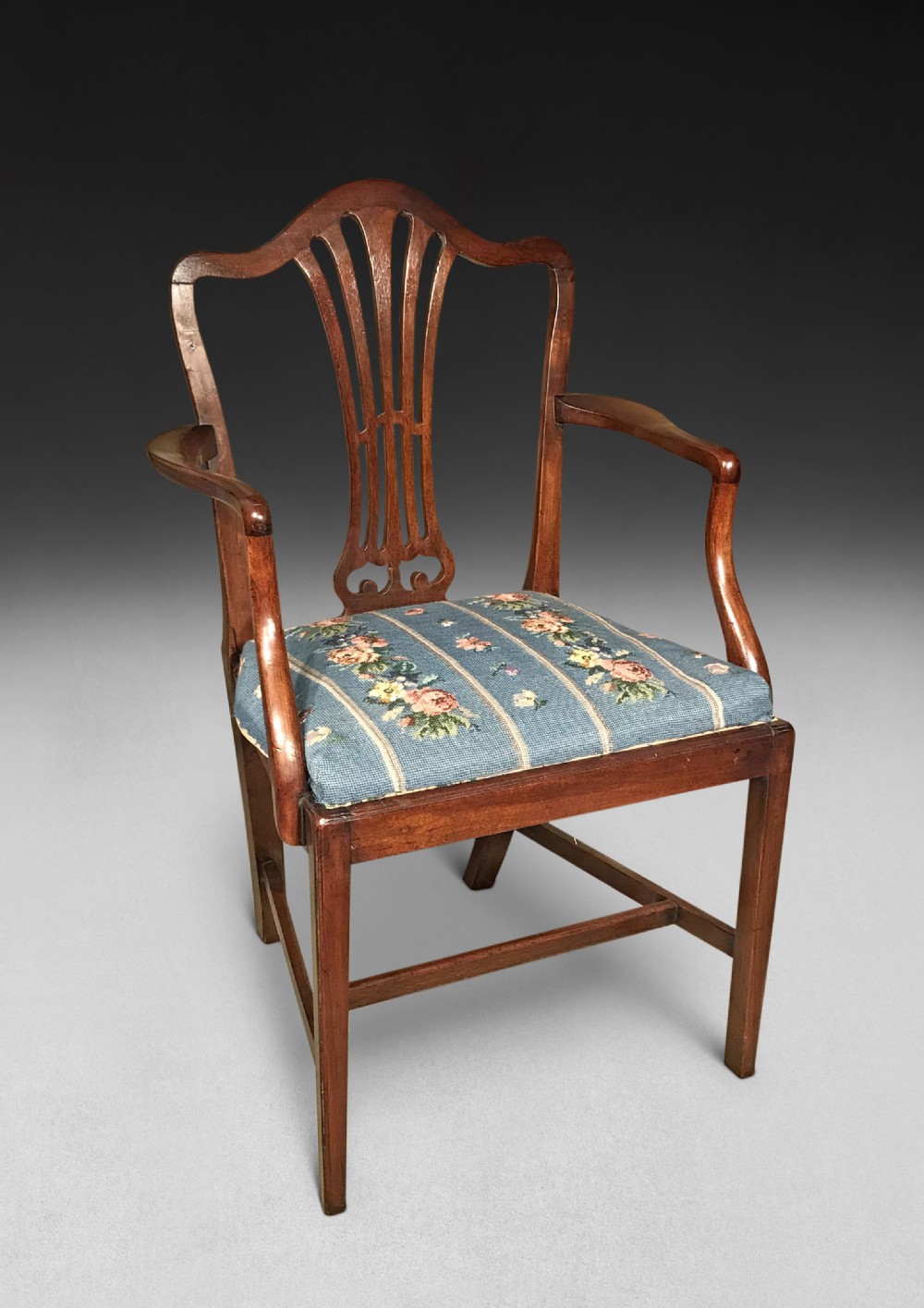 Hepplewhite Period Mahogany Elbow Chair