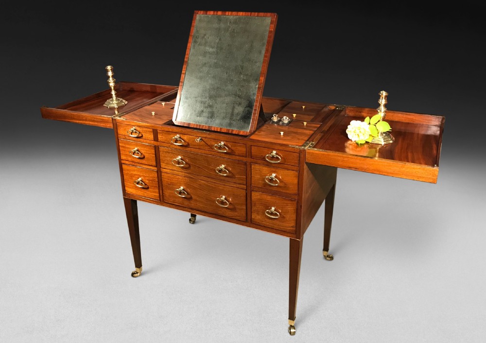 George III - Gillows of Lancaster Mahogany Washstand  View VII